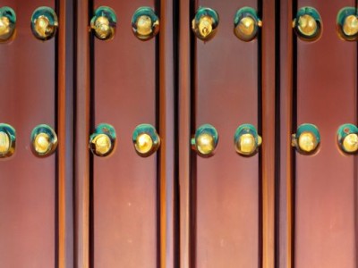 实木套装门：打造高品质的家居环境