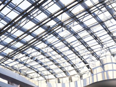 阳光房吊顶材料选择及隔热性能对比