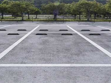 小区停车收费合法吗