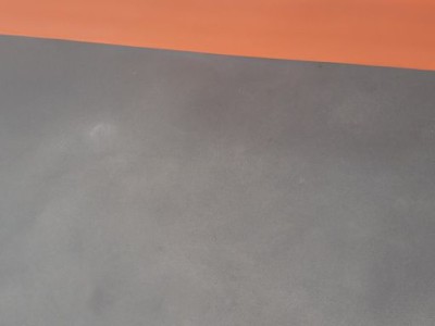 如何快速清除地面油漆？