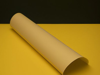 如何正确使用卷纸器放置卷纸？