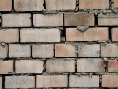 内墙釉面砖及内墙釉面砖镶贴的作业条件是什么？