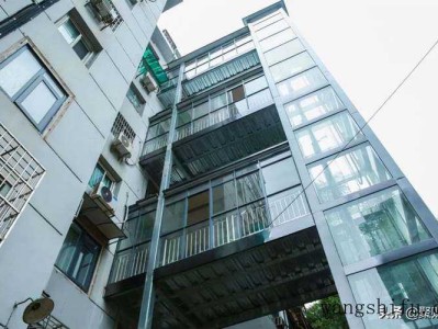 贴壁纸前墙面该如何处理？