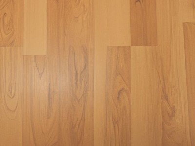 三层实木地板的优缺点及选择指南