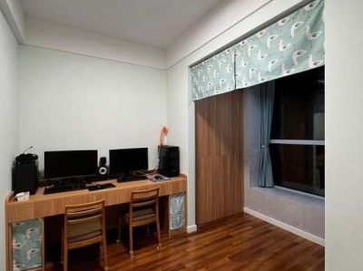 贴墙纸和刷漆哪个贵?