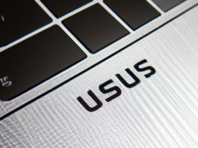 如何正确安装电脑内存条？