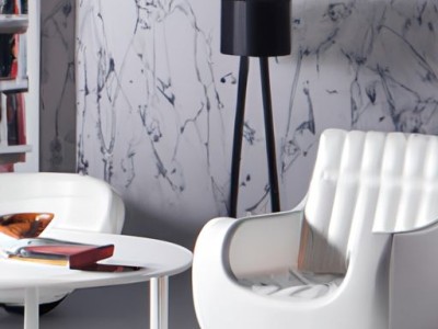 如何处理白色家具发黄变白的问题？