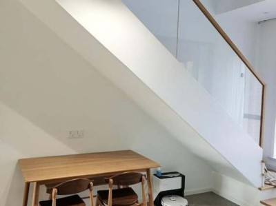 房屋带押过户是否要看征信