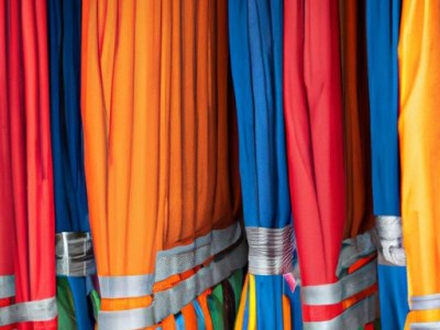 卖房户口可以不签出吗