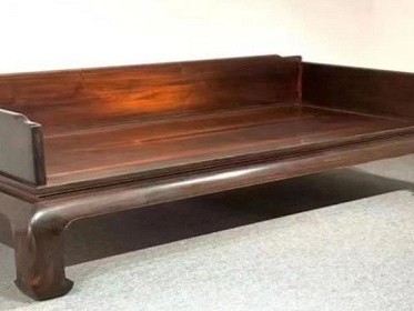 罗汉床尺寸一般为多少宽和长