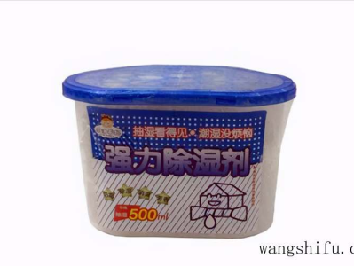 硅胶奶瓶和PPSU材质的优劣比较及选择