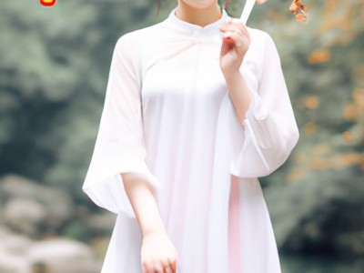 白衣服发黄怎么洗？白衣服发黄怎么洗可以变白？