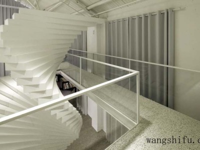 小白求怎么样粉刷墙面