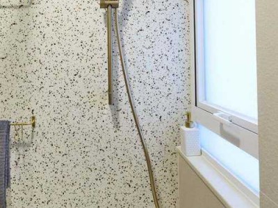 地板有胶怎样除？地板有胶怎样除掉？