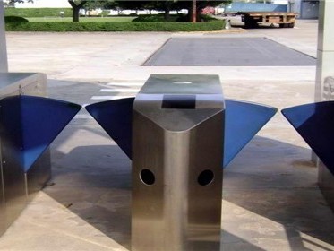 收房入住必须交物业费吗