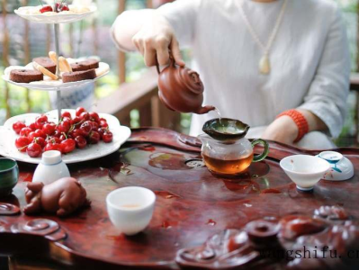 上海丁丁网：让出行更便利