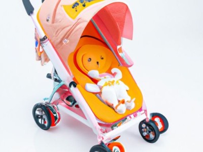 小龙哈彼婴儿车调躺下图解及使用方法