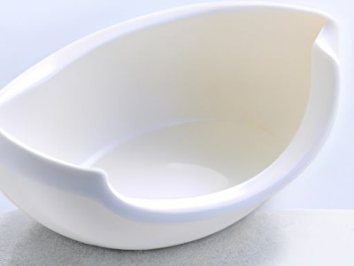 玻璃雨棚：提供美观与实用的户外遮挡装置