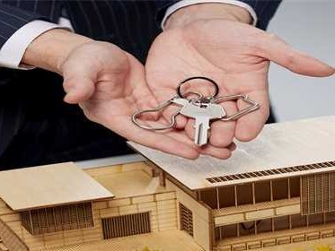 lpr调整后次月生效还是下年生效