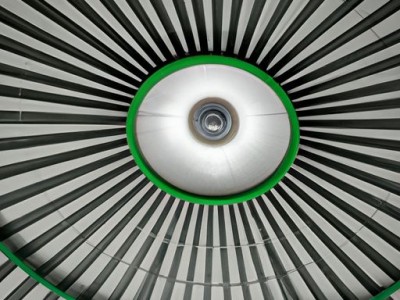 圆形吊顶在客厅中的应用及效果图