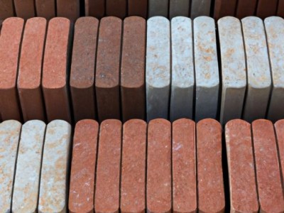 瓷砖粘合剂及其使用方法