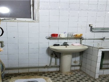 蹲便器堵住了怎么疏通