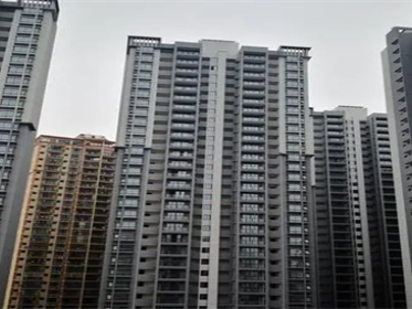 怎样起诉楼距很近盖高层的开发商