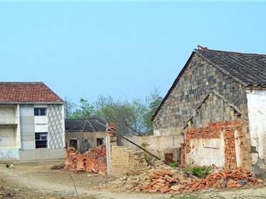 农村可以拆旧房建新房吗