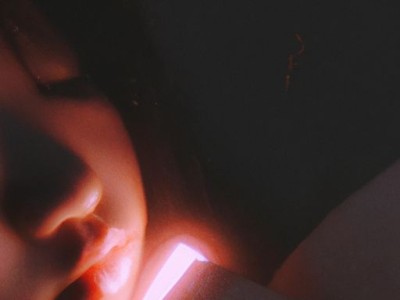 白炽灯用久了会发黑是因为什么原因