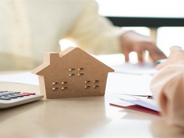 房子出售后户口需要迁出吗