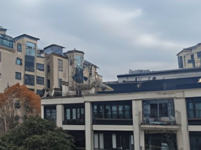 四楼房子漏水找哪个部门？