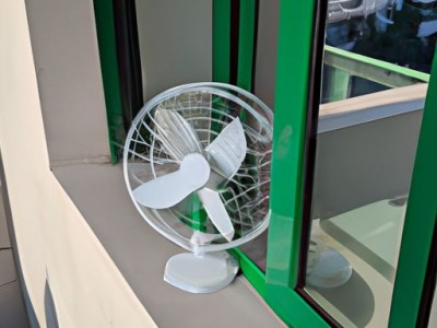 美的空调传感器在哪个位置及美的空调传感器在哪个位置图片