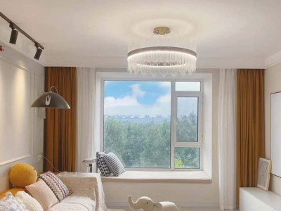 她家80平米，硬装只花了4W，比样板间还漂亮，朋友说花40W都信（4万装修80平米）