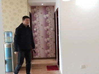 易高定制衣柜（易高定制衣柜多少钱一平方）