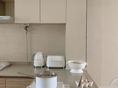 哪个红色的门漂亮（哪个红色的门漂亮一点）