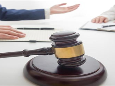 开发商不办房产证该怎么起诉