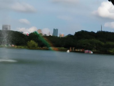 水无忧与雨虹哪个好？水无忧与雨虹哪个好一点？