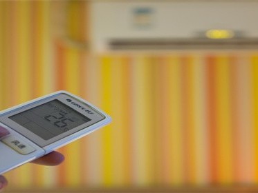 农村里的自建房可以买卖吗