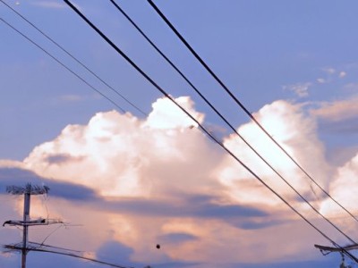 壁纸与无纺布哪个好？对比壁纸与无纺布的优缺点