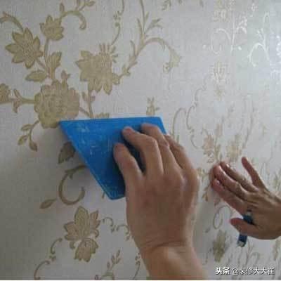 新房装修贴壁纸几乎是必须，但您一定要注意这些细节