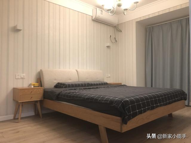 坚持全屋贴墙布，他们家新房装出了“艺术感”，美观耐看不复杂