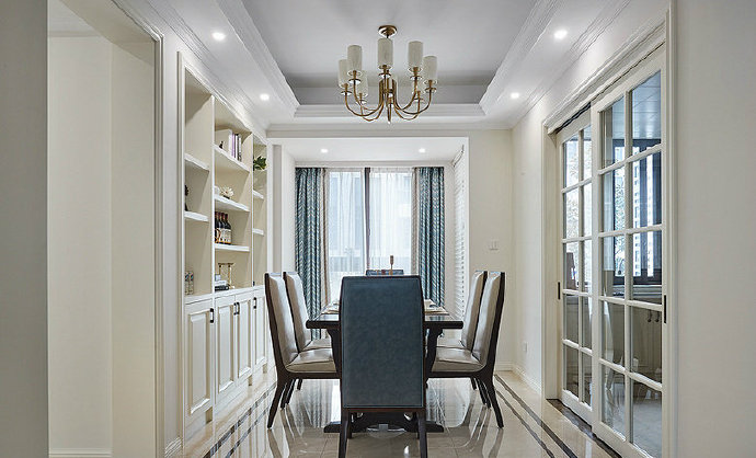 窗帘、壁纸协调搭配，房间新鲜感说来就来!