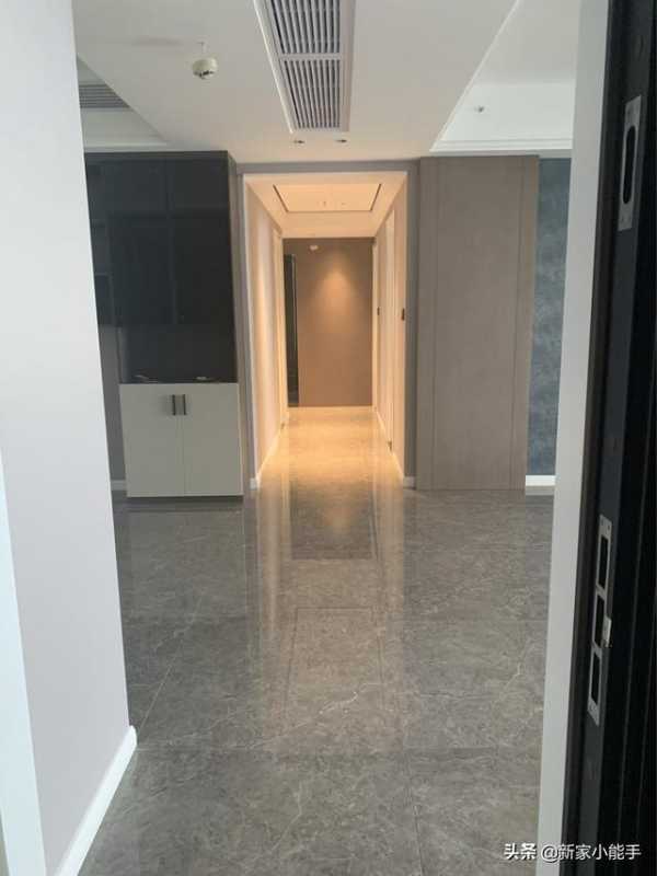 历时一年终于完工,全屋贴墙布,家人都觉得漂亮,还没家具先晒晒 历时一年终于完工,全屋贴墙布,家人都觉得漂亮,还没家具先晒晒