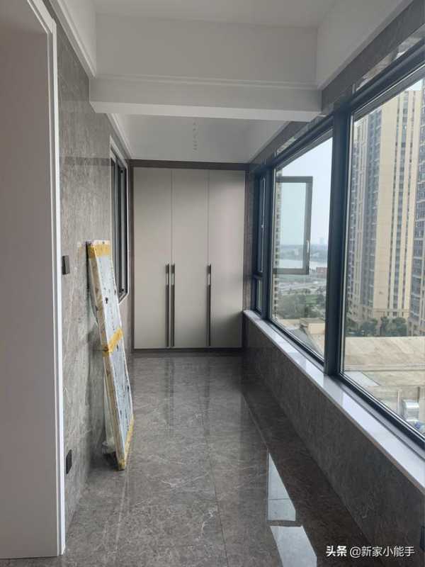 历时一年终于完工,全屋贴墙布,家人都觉得漂亮,还没家具先晒晒 历时一年终于完工,全屋贴墙布,家人都觉得漂亮,还没家具先晒晒