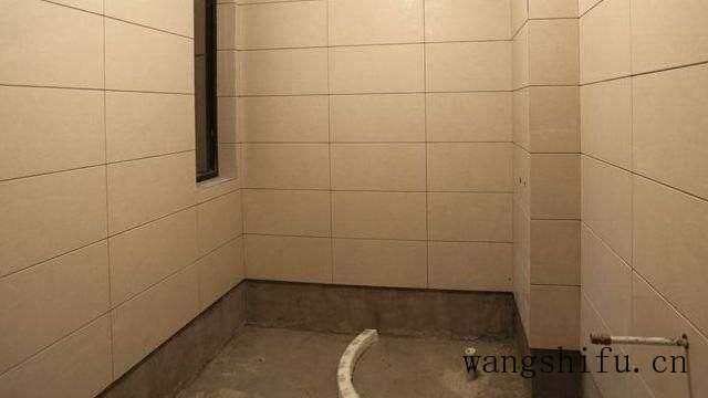 贴砖到底是墙压地还是地压墙好?（贴砖到底是墙压地还是地压墙好呢）