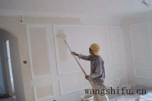 西安旧房翻新墙面喷漆好还是刷漆好？（西安旧房翻新墙面喷漆好还是刷漆好呢）