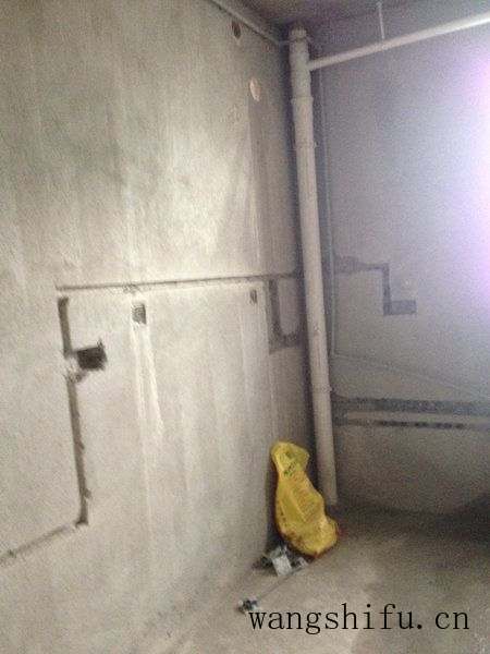 墙面开槽后可以用什么修补？