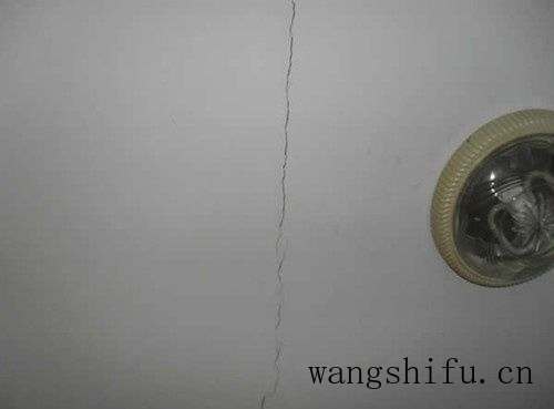二手房墙面开裂无外乎的几个原因...(二手房墙面开裂怎么回事) 二手房墙面开裂无外乎的几个原因...(二手房墙面开裂怎么回事)