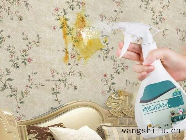 为什么壁布一擦一块印？脏了该如何正确的清洁？经验分享 墙面贴壁纸 第9张 为什么壁布一擦一块印？脏了该如何正确的清洁？经验分享 墙面贴壁纸 粉刷匠第9张