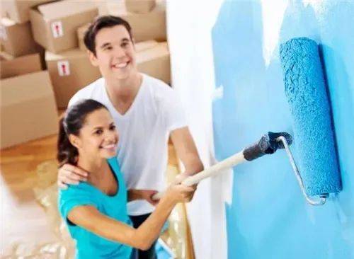 乳胶漆vs壁布怎么选？大多数人都选错了